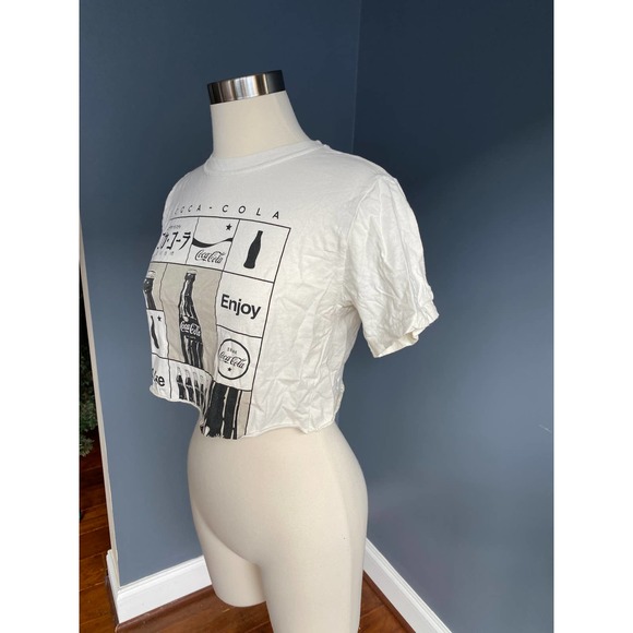 Coca cola cream crop top with vintage coke graphics, size XS - Picture 2 of 6